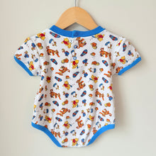 Load image into Gallery viewer, Vintage Adventuring Pooh &amp; Tiger Onesie 18M
