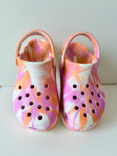 Load image into Gallery viewer, Crocs Kids Classic Marbled Cutie Clogs Size 13C
