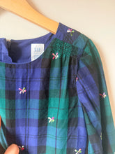 Load image into Gallery viewer, Sarah Jessica Parker x Gap Plaid Embroidered Dress Size SM (6-7)
