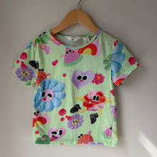 Load image into Gallery viewer, H&amp;M x Eva Cremers T-Shirt 6-8Y
