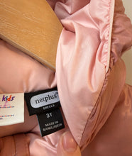 Load image into Gallery viewer, Patagonia Hi-Loft Down Pink Puffer 3T
