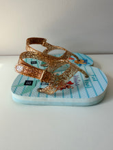 Load image into Gallery viewer, BabyGap Ariel Find Your Voice Flip Flops Size 5-6
