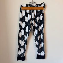 Load image into Gallery viewer, H&amp;M Ghost PJs Size 7
