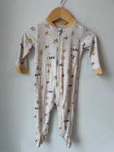 Load image into Gallery viewer, Milkberry Bamboo Farm Footie 3-6M
