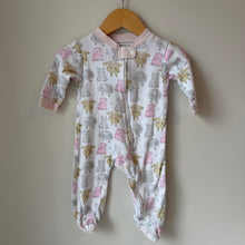 Load image into Gallery viewer, Burt’s Bees Animal Footie 3-6M
