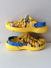 Load image into Gallery viewer, Minions Crocs Size 3 Junior
