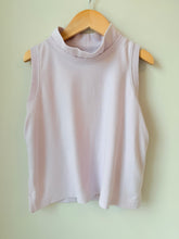 Load image into Gallery viewer, Old Navy Dynamic Fleece Tank Size 14-16
