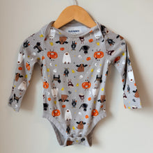 Load image into Gallery viewer, Old Navy Halloween Onesie 12-18M
