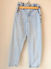 Load image into Gallery viewer, Zara Crinkle Waist Light Wash Jeans Size 10
