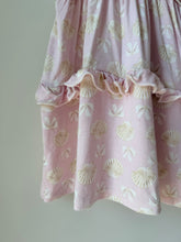 Load image into Gallery viewer, Milkberry Bamboo Shells &amp; Bows Bamboo Dress 18M
