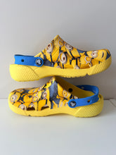 Load image into Gallery viewer, Minions Crocs Size 3 Junior
