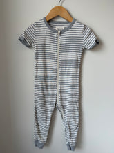 Load image into Gallery viewer, Mini Mioche Dreamy Shortie Sleeper Romper Size 2
