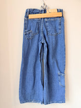 Load image into Gallery viewer, Zara Distressed Edge Wide Leg Jeans Size 7
