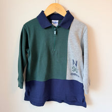 Load image into Gallery viewer, Vintage OshKosh 1/4 Zip Colour Block Polo Sweater Size 4
