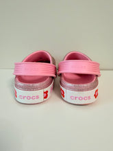 Load image into Gallery viewer, Minnie Light Up Crocs Size 9
