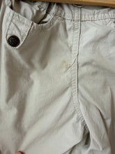 Load image into Gallery viewer, Vintage Y2K Stuff by Duff Capris Size 8
