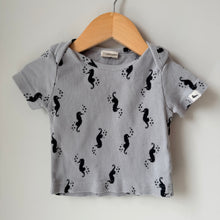 Load image into Gallery viewer, Turtledove London Ribbed Seahorse Shirt Size 0-6M
