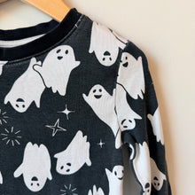 Load image into Gallery viewer, H&amp;M Ghost PJs Size 7
