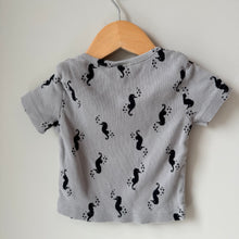 Load image into Gallery viewer, Turtledove London Ribbed Seahorse Shirt Size 0-6M
