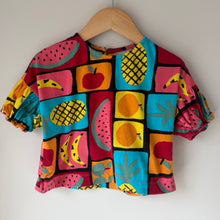 Load image into Gallery viewer, Fabula Fruit Crop Top Size 4

