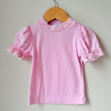 Load image into Gallery viewer, Vintage OshKosh Ruffle Tee 12-18M
