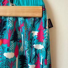 Load image into Gallery viewer, Patagonia Reversible Puff Ball Pants 4T

