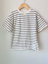 Load image into Gallery viewer, Zara Black Striped Tee Size 10
