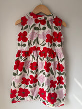 Load image into Gallery viewer, Flower AOP Dress Size 6
