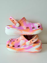 Load image into Gallery viewer, Crocs Kids Classic Marbled Cutie Clogs Size 13C
