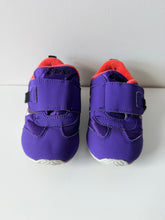Load image into Gallery viewer, Asics x Pokemon Gengar Idaho Mini PM 2 Size 7.5C
