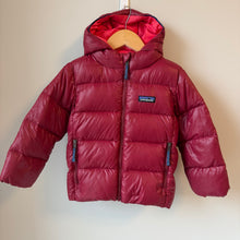 Load image into Gallery viewer, Patagonia Hi-Loft Down Maroon Puffer 3T
