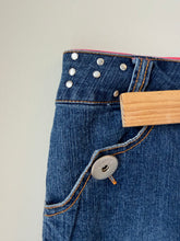 Load image into Gallery viewer, Vintage Y2K Stuff by Duff Jean Pedal Pushers Size 10
