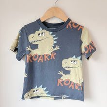 Load image into Gallery viewer, H&amp;M AOP Dino T-Shirt 2-4Y
