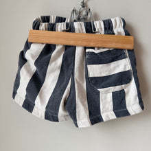 Load image into Gallery viewer, Zara Vertical Stripe Short 9-12M
