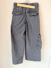 Load image into Gallery viewer, Zara Wide Leg Cargo Jeans 11-12
