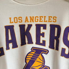 Load image into Gallery viewer, Zara NBA Crewneck Size 5
