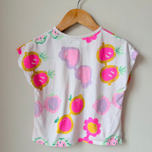 Load image into Gallery viewer, Zara Sunnies Tees Size 3
