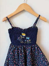 Load image into Gallery viewer, Vintage Carrot Garden Girl Dress and Shawl Size 2
