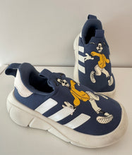 Load image into Gallery viewer, Adidas Monofit Goofy Size 7
