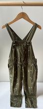 Load image into Gallery viewer, Osh Kosh Floral Overall 6/6X
