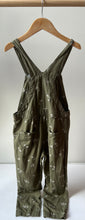 Load image into Gallery viewer, Osh Kosh Floral Overall 6/6X
