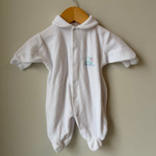 Load image into Gallery viewer, Vintage Snugabye Terry Embroidered Footie 0-3M
