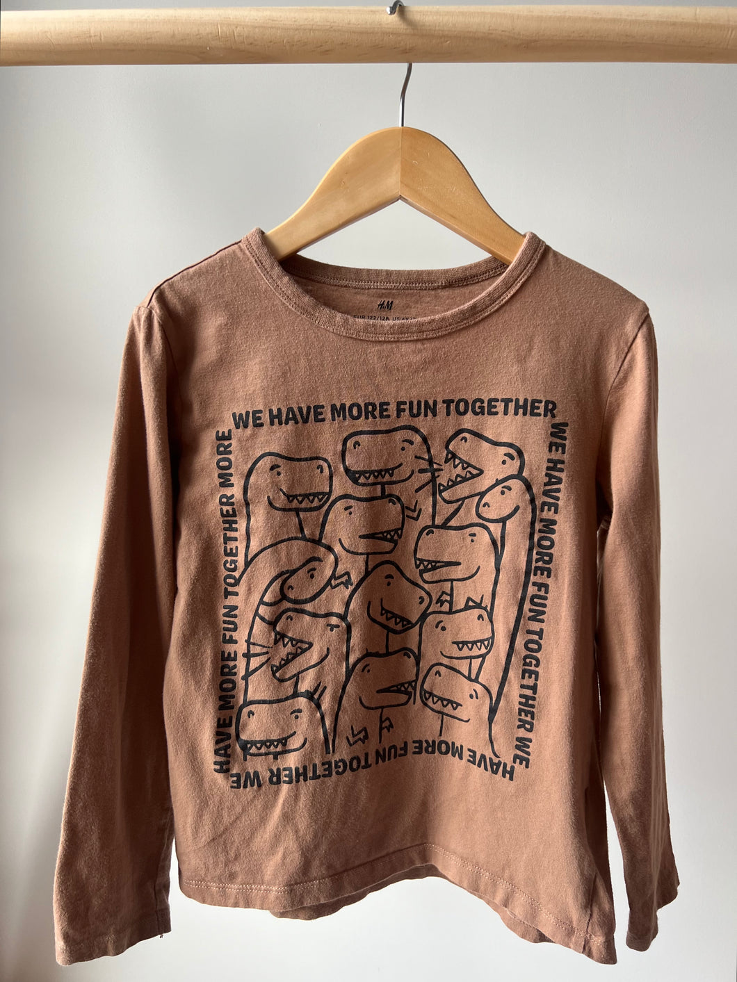 H&M Fun Together Dino Long Sleeve Tee 6-8Y