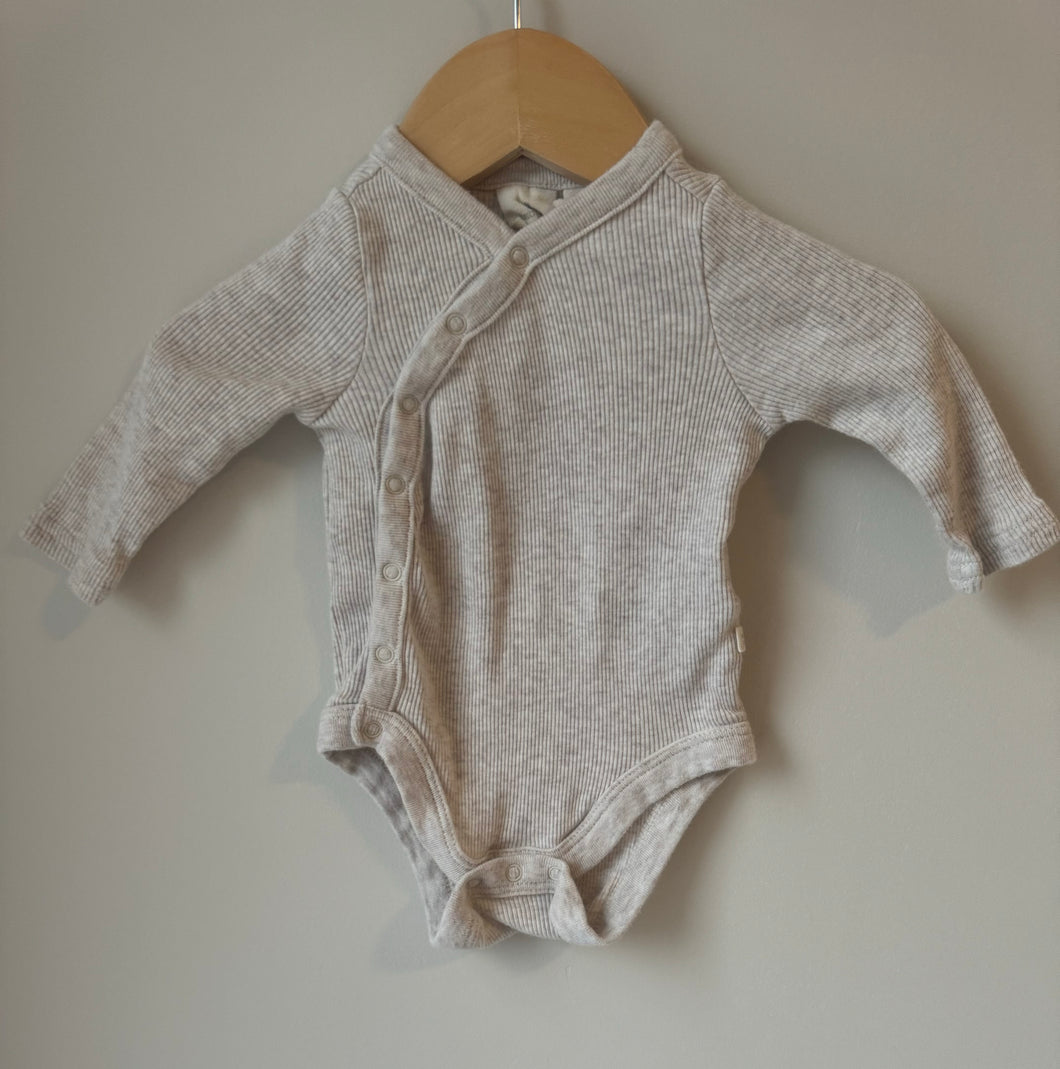 BabyGap Ribbed Kimono Onesie 0-3M