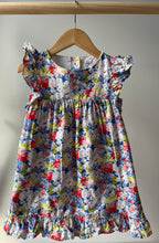 Load image into Gallery viewer, BabyGap Floral Dress 4Y
