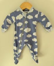 Load image into Gallery viewer, ZippyJamz Cloud Footie NB
