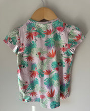 Load image into Gallery viewer, H&amp;M Flamingo Tee 1.5-2Y
