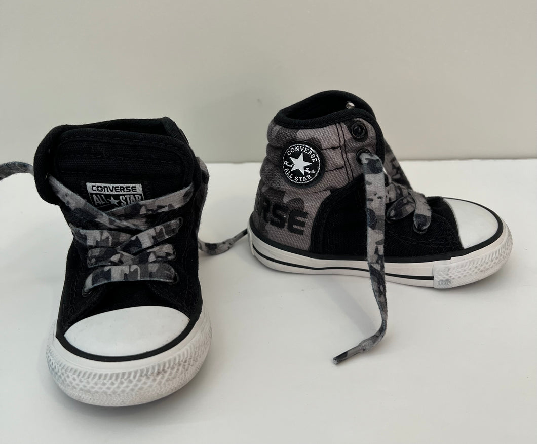 Converse High Tops Size 5