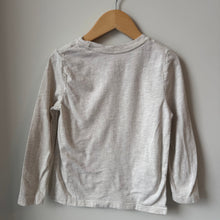 Load image into Gallery viewer, Cat &amp; Jack Glitter Deer Long Sleeve 5T
