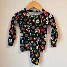 Load image into Gallery viewer, BabyGap x Star Wars Holiday PJ Set Size 2
